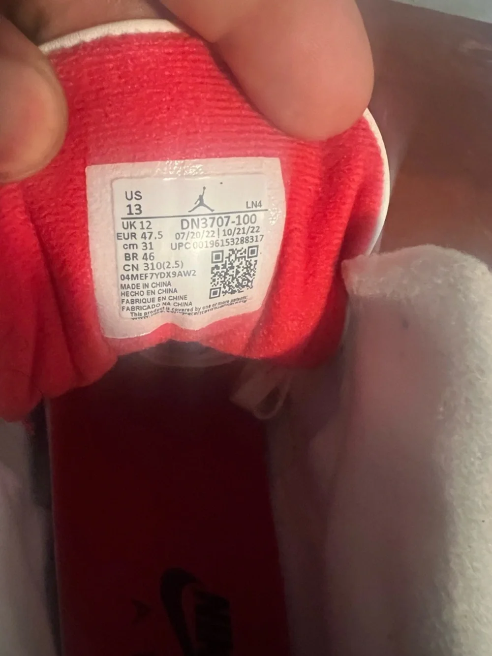 Air Jordan 3 white cement authentic men size 13 excellent condition - Picture 9 of 9